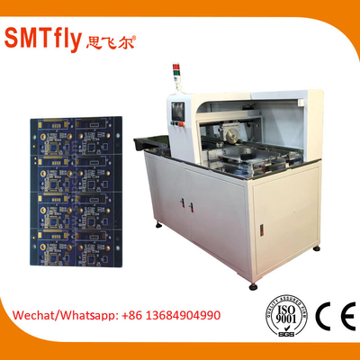 Facendo un passo/servo dispositivo V tagliato con comando a motore del separatore del PWB con le lame circolari multiple