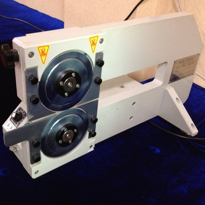 Separatore di PCB Mahine motorizzato V-Groove PCB Depaneler con lame circolari