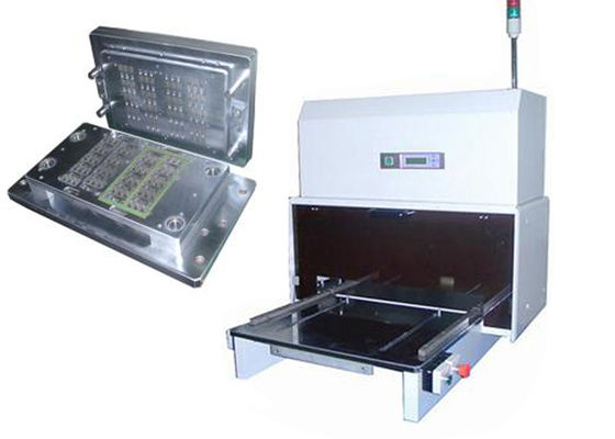 0.45Mpa PCB Punching Machine con LCD display di 0,08 mm di spessore CNC pneumatico
