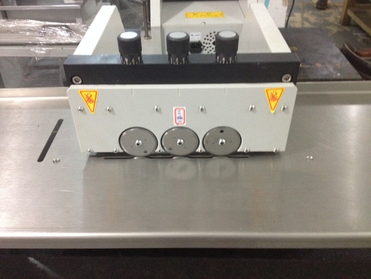 Lungozza illimitata PCB Depanelizer V Cut Separator Con taglio di alluminio Tavola molto bene