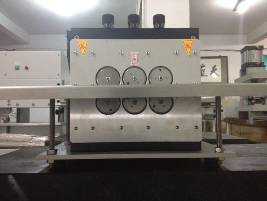 Lungozza illimitata PCB Depanelizer V Cut Separator Con taglio di alluminio Tavola molto bene