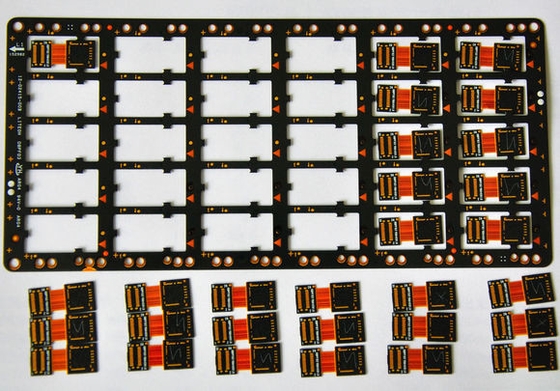 Macchine per la deformazione a laser ad alta velocità di pannelli di PCB per il taglio di FPC/PCB con campo di lavoro di 30x30 mm