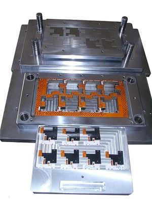 Metallo del PWB Depaneling che timbra il dado di foggiatura della lamiera sottile, lavorazione con utensili di perforazione del PWB
