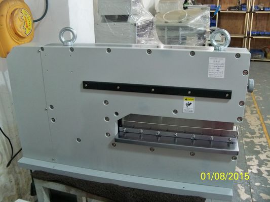 il PWB V di 10W L450mm Max Shearing ha tagliato la macchina per il bordo dell'allume del LED, ghigliottina del PWB